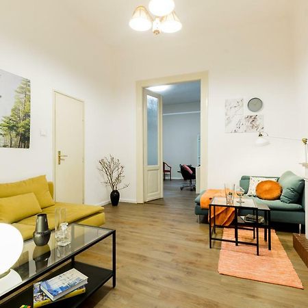 Unique Riverside Apartment Budapest Bagian luar foto
